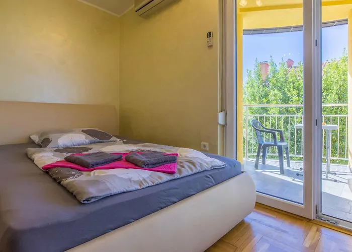 Apartment In 39163